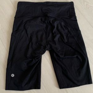 Lululemon Align High Rise Shorts with pockets 8”